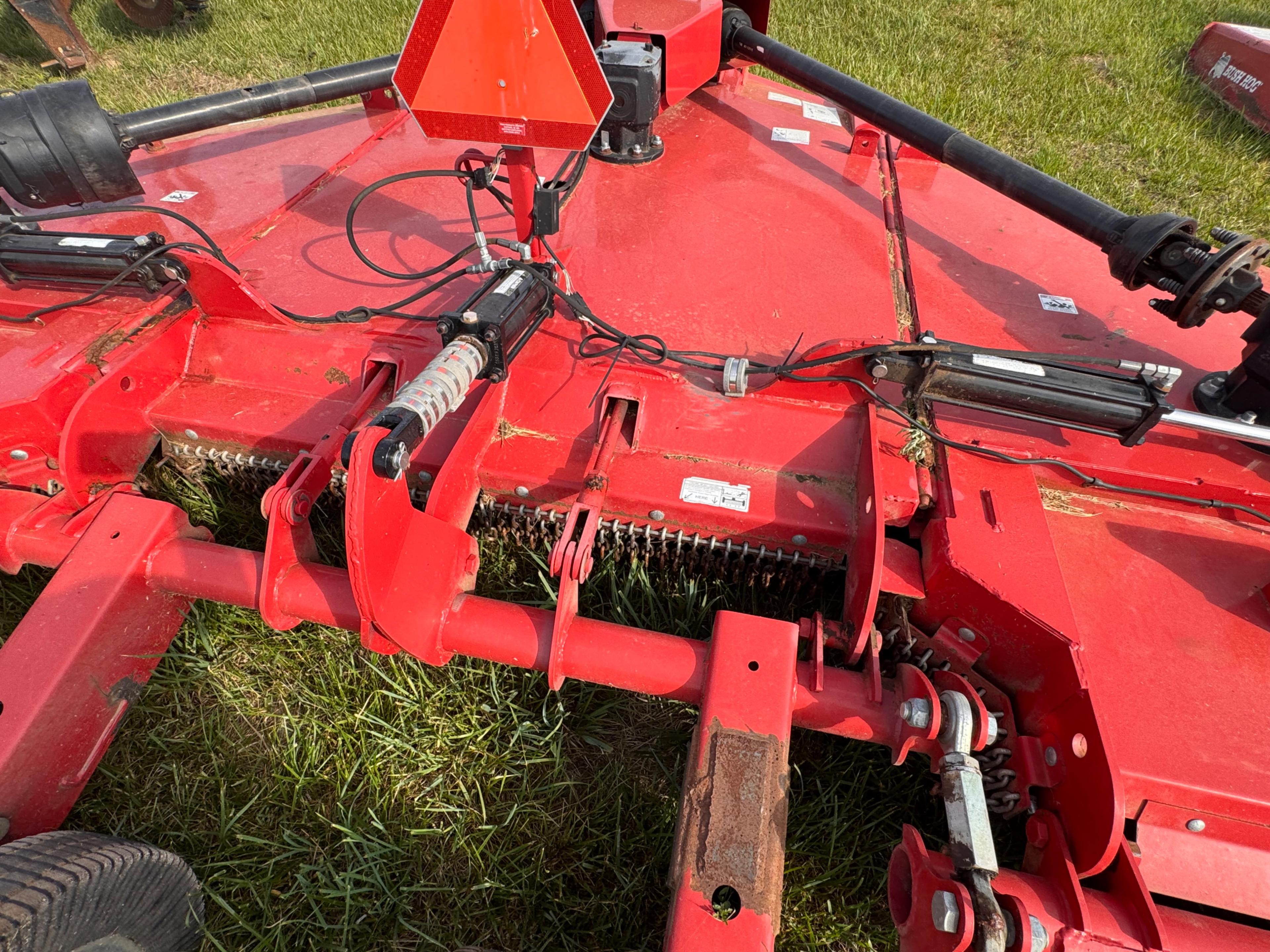 Bush Hog 1815 Bat Wing Bush Hog