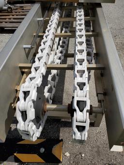STAINLESS CONVEYOR WITH PLASTIC CHAIN