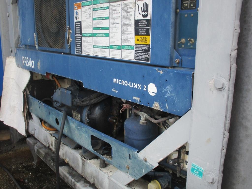 SELF CONTAINED REFRIGERATED SHIPPING CONTAINER