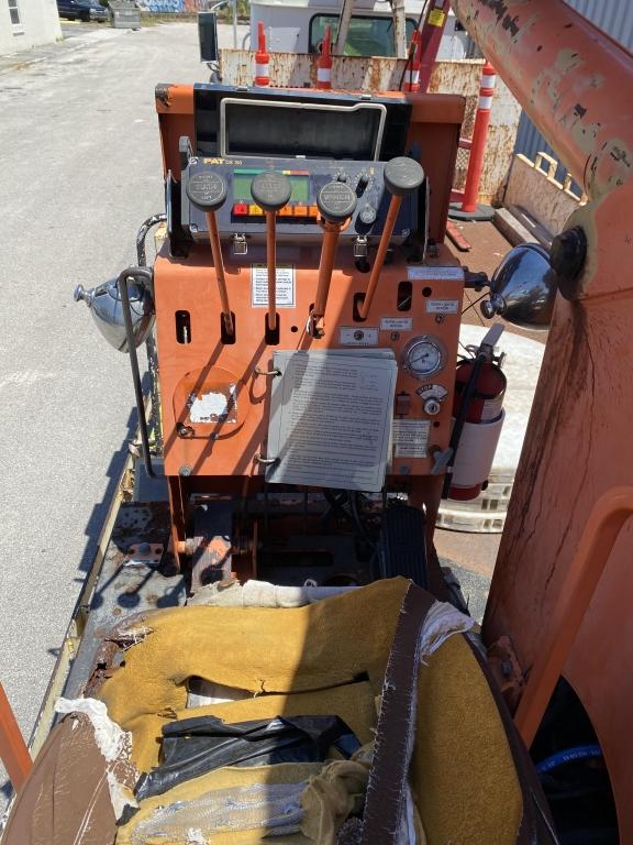 2002 INTERNATIONAL CRANE (MODEL 1300) TRUCK (TRUCK 11)