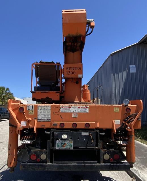 2002 INTERNATIONAL CRANE (MODEL 1300) TRUCK (TRUCK 11)