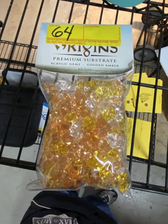 ASSORTED COLOR ACRYLIC GEMS
