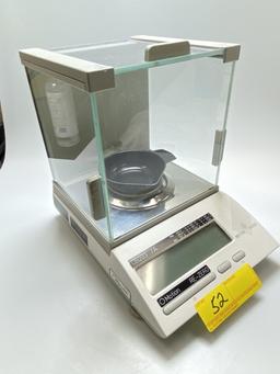 METTLER TOLEDO MODEL CB203/A PRECISION GEM SCALE,