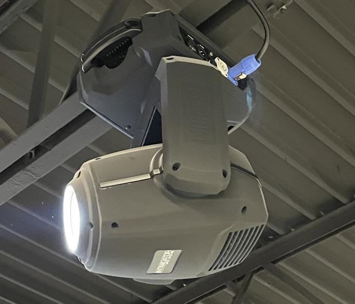 CHAUVET INTIMIDATOR SPOT 375ZIRC LIGHTING EFFECT (