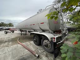1993 FRUEHAUF TANK TRAILER