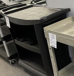 RUBBERMAID UTILITY CART