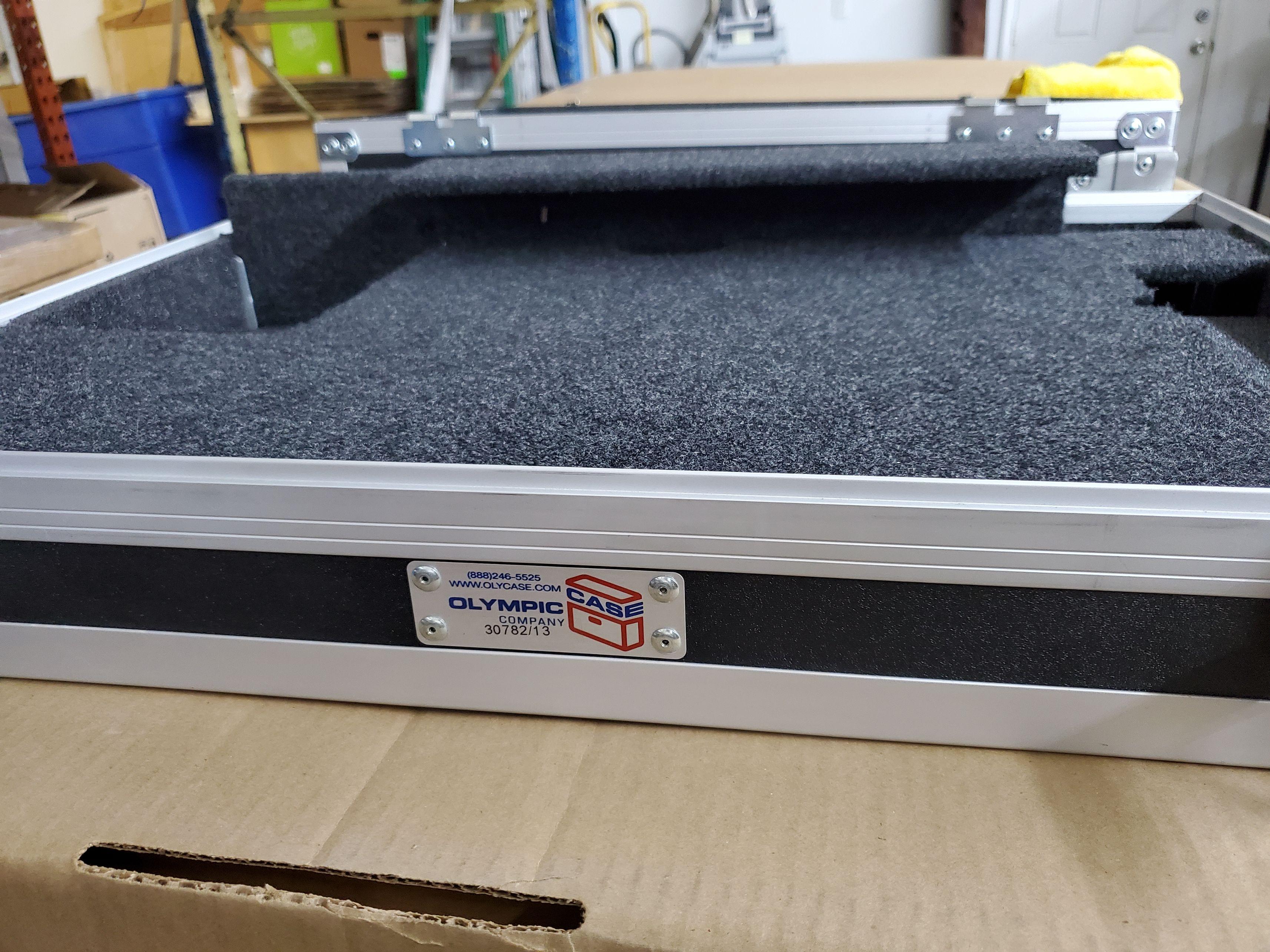 OLYMPIC CASE CO. ROLLING ROAD CASE