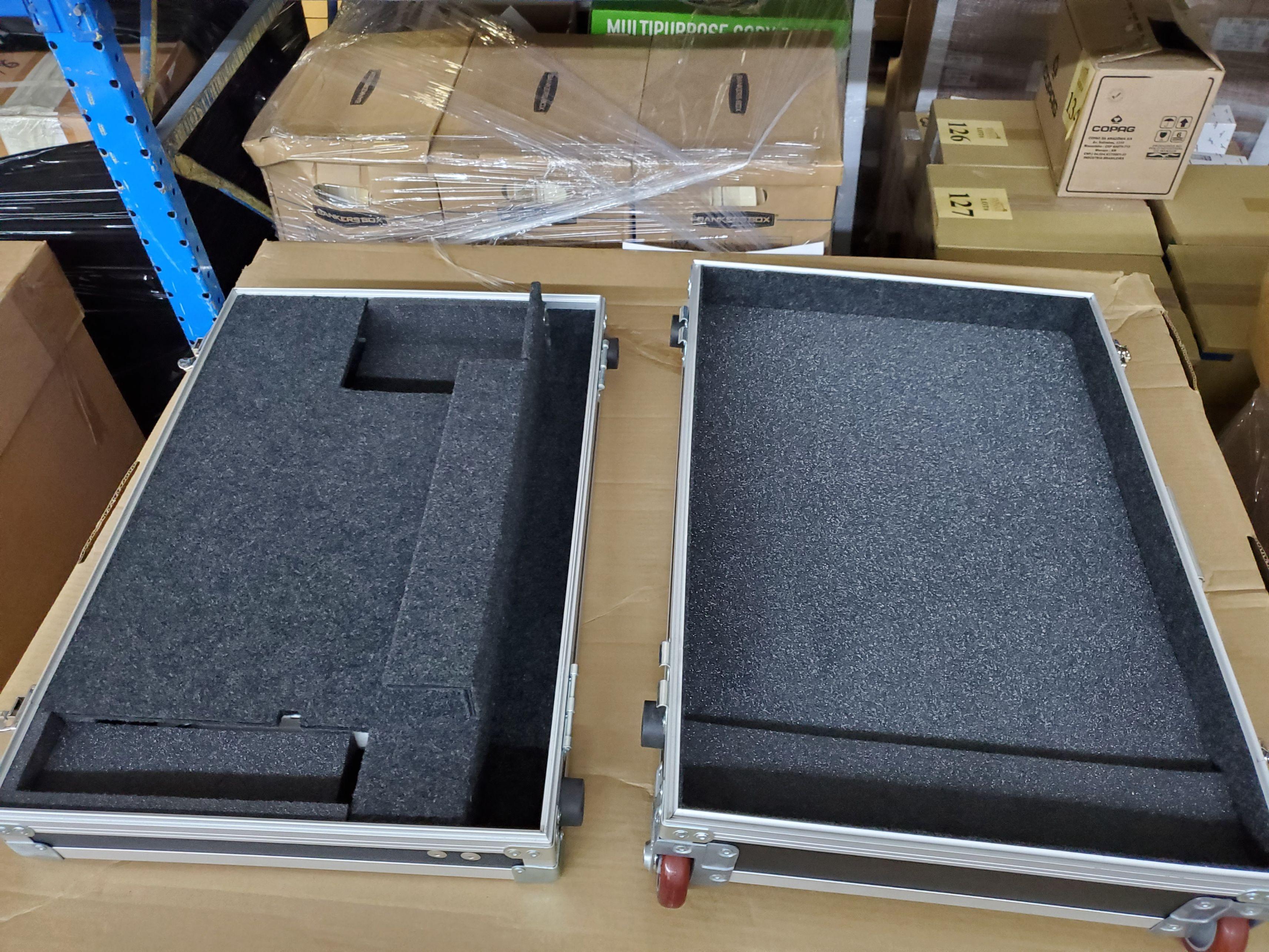 OLYMPIC CASE CO. ROLLING ROAD CASE