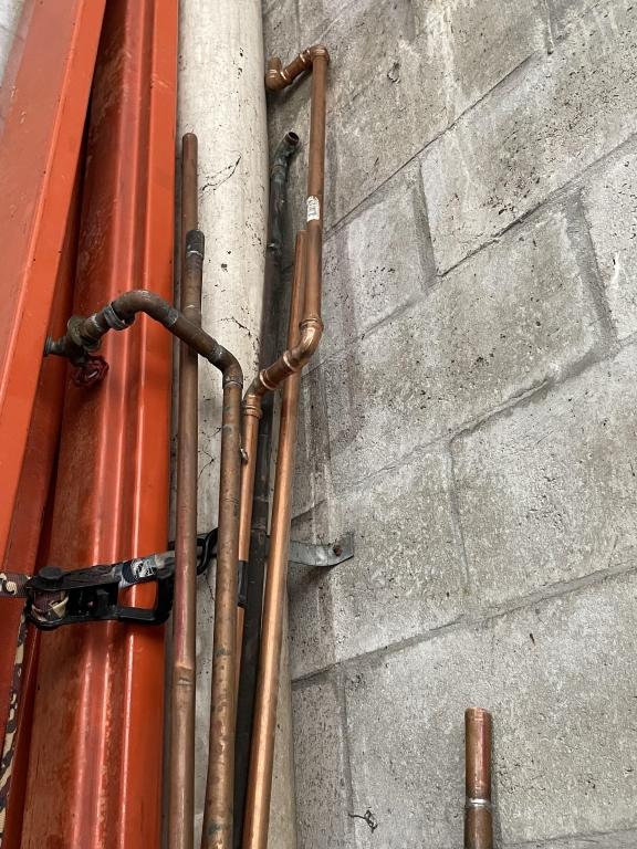 LOT CONSISTING OF ASSORTED SCRAP METAL