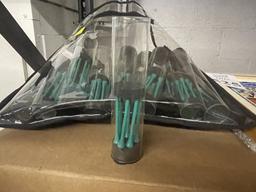 LOT CONSISTING OF ASSORTED OFFICE SUPPLIES