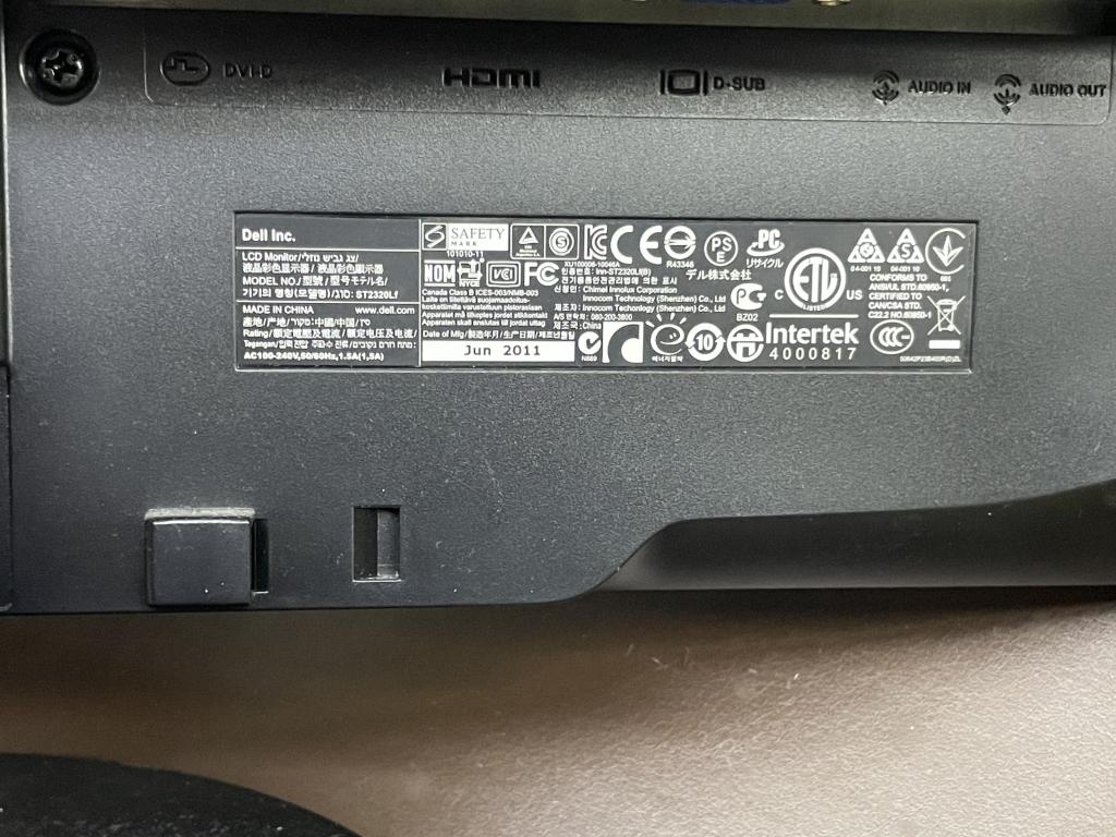 DELL 24" MONITORS ON STAND