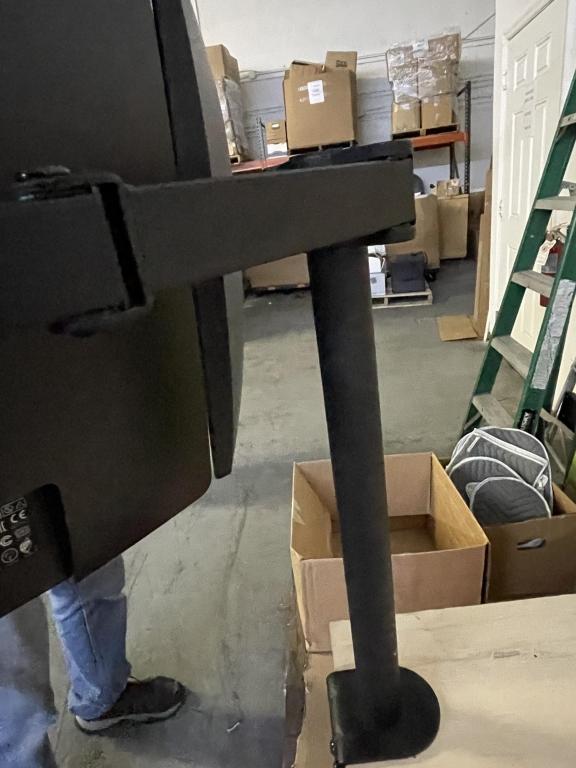 VIVO DESK MOUNT DUAL MONITOR SYSTEM