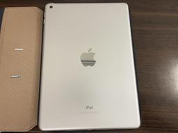 APPLE IPAD 5TH GENERATION MODEL A1822