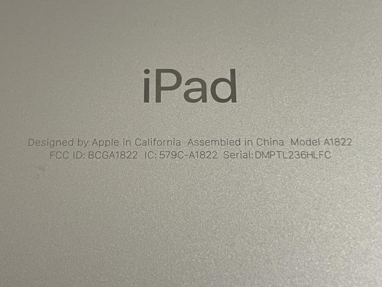 APPLE IPAD 5TH GENERATION MODEL A1822