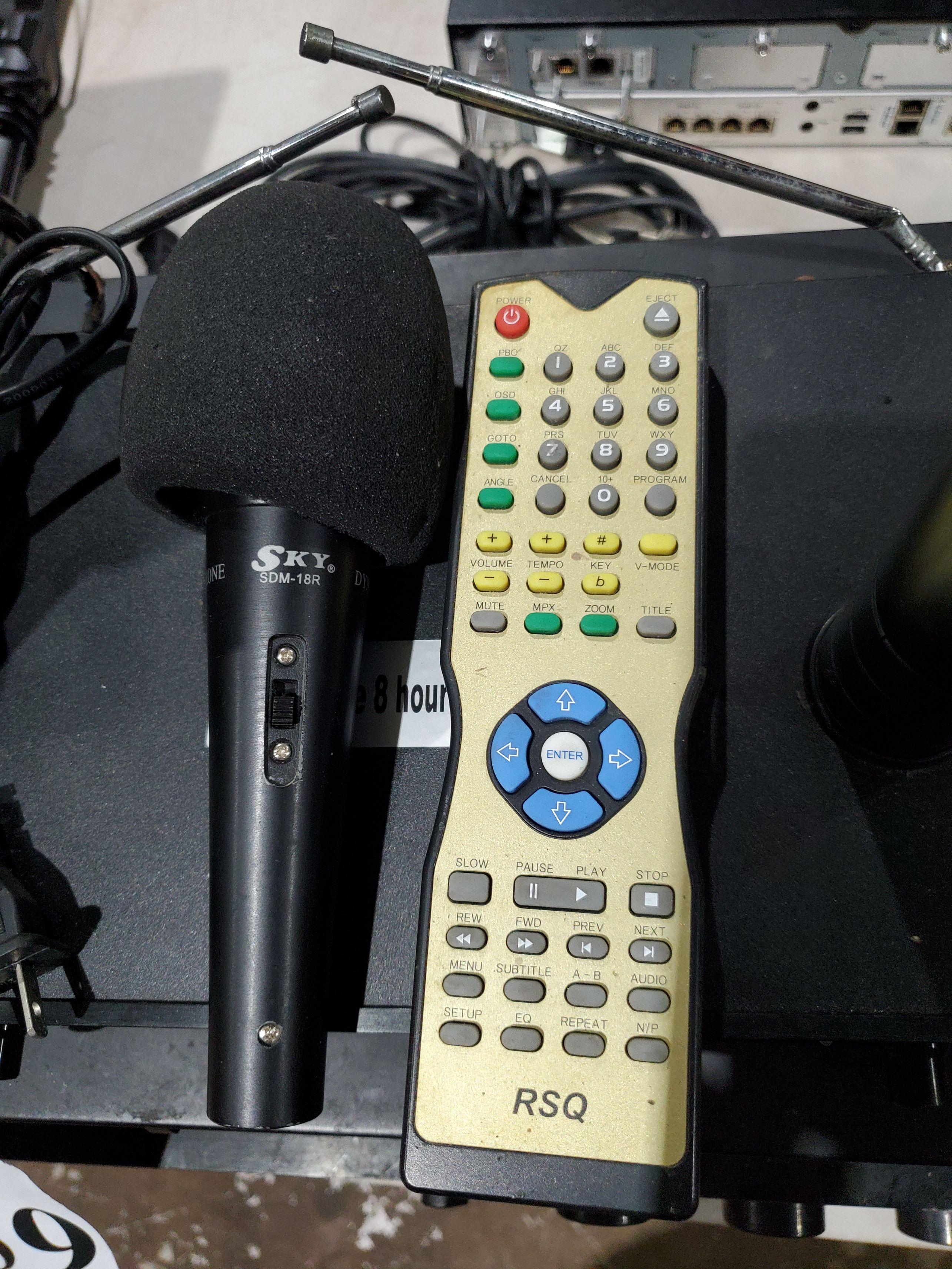 LOT CONSISTING OF RSQ AUDIO EQUIPMENT