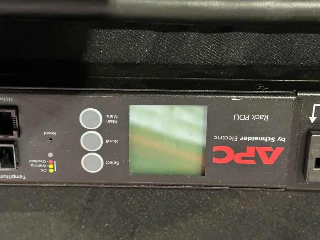 APC RACK PDU