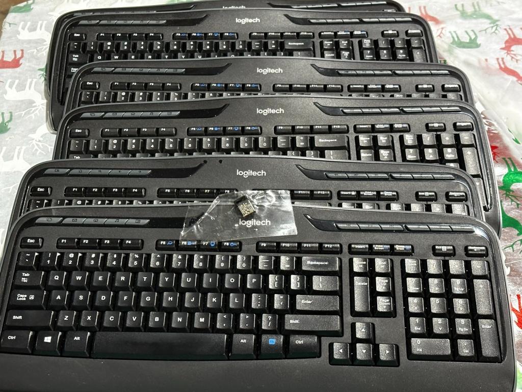 LOT CONSISTING OF (14) WIRELESS KEYBOARDS