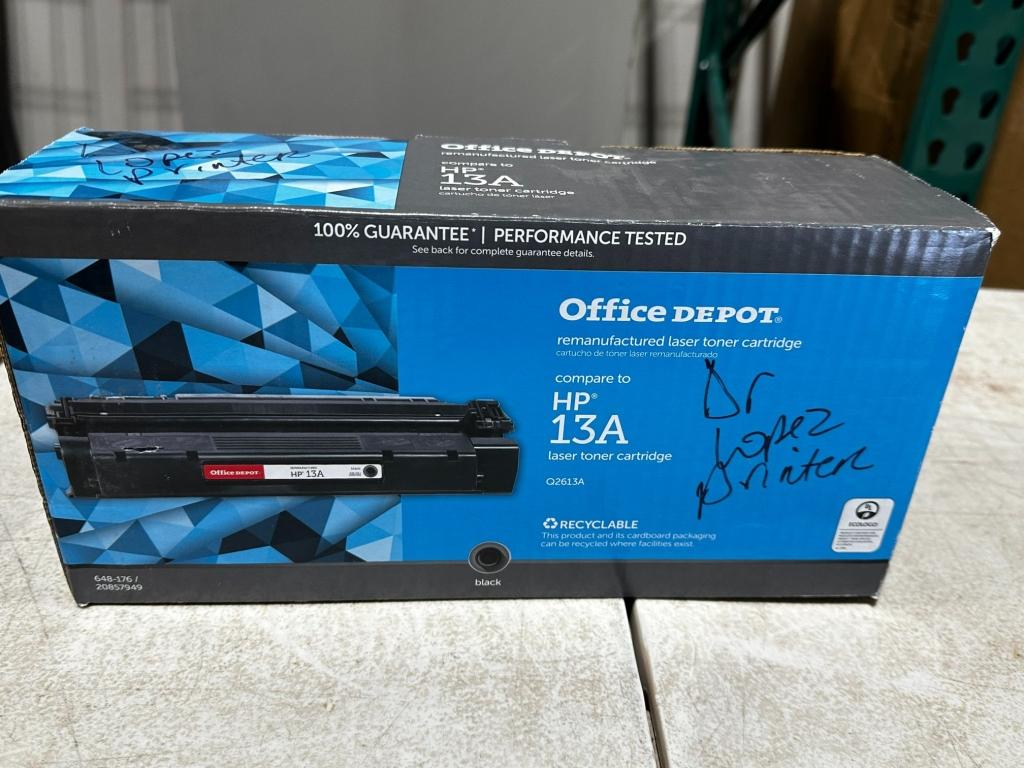 LOT CONSISTING OF ASSORTED TONER CARTRIDGES