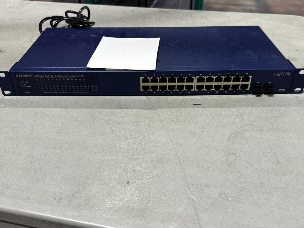 NETGEAR PROSAFE 24-PORT POE SWITCH