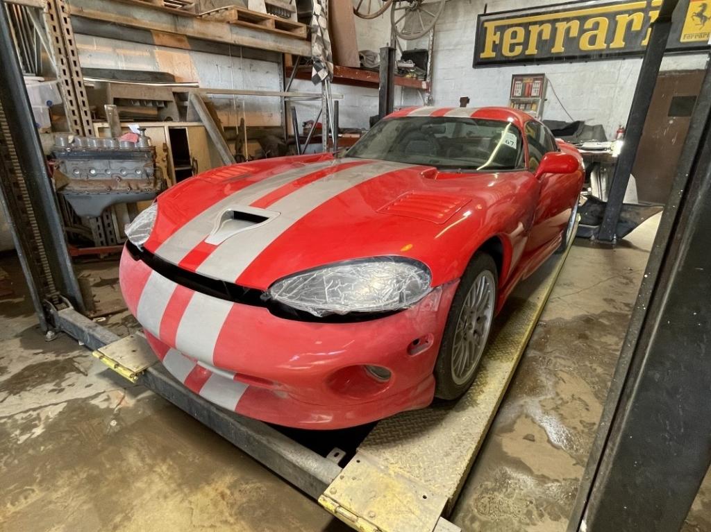 2000 DODGE VIPER GTS