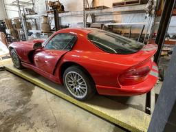 2000 DODGE VIPER GTS