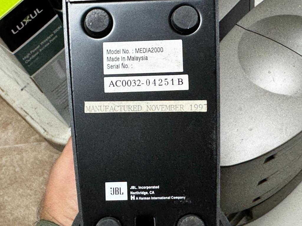 JVC DELUXE COMPUTER SPEAKERS WITH SUB