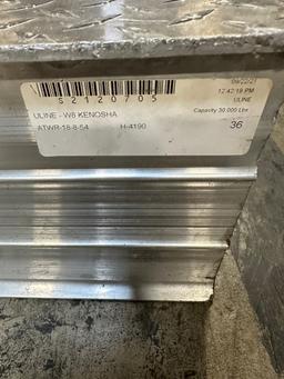 SET OF ULINE RISER RAMPS