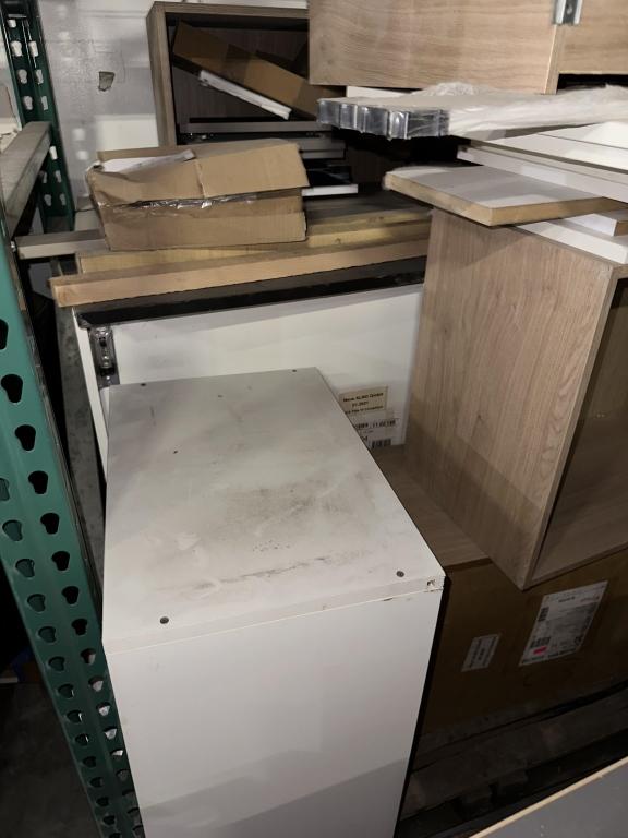 LOT CONSISTING OF PRE-CUT CABINETRY