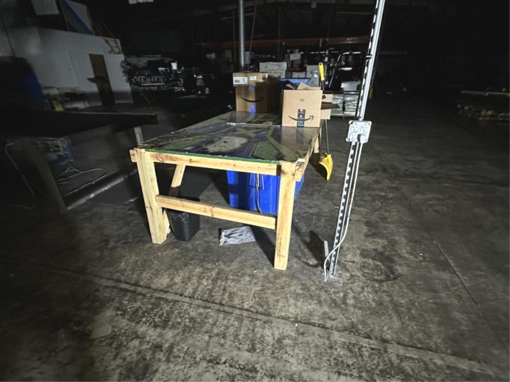 4'x8' HOMEMADE WOOD WORKBENCHES
