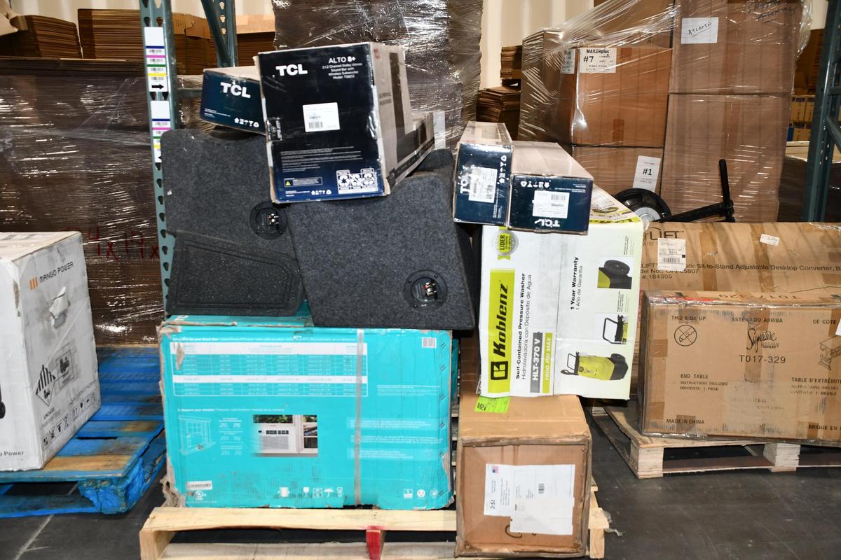 LOT CONSISTING OF ASSORTED ELECTRONIC GOODS