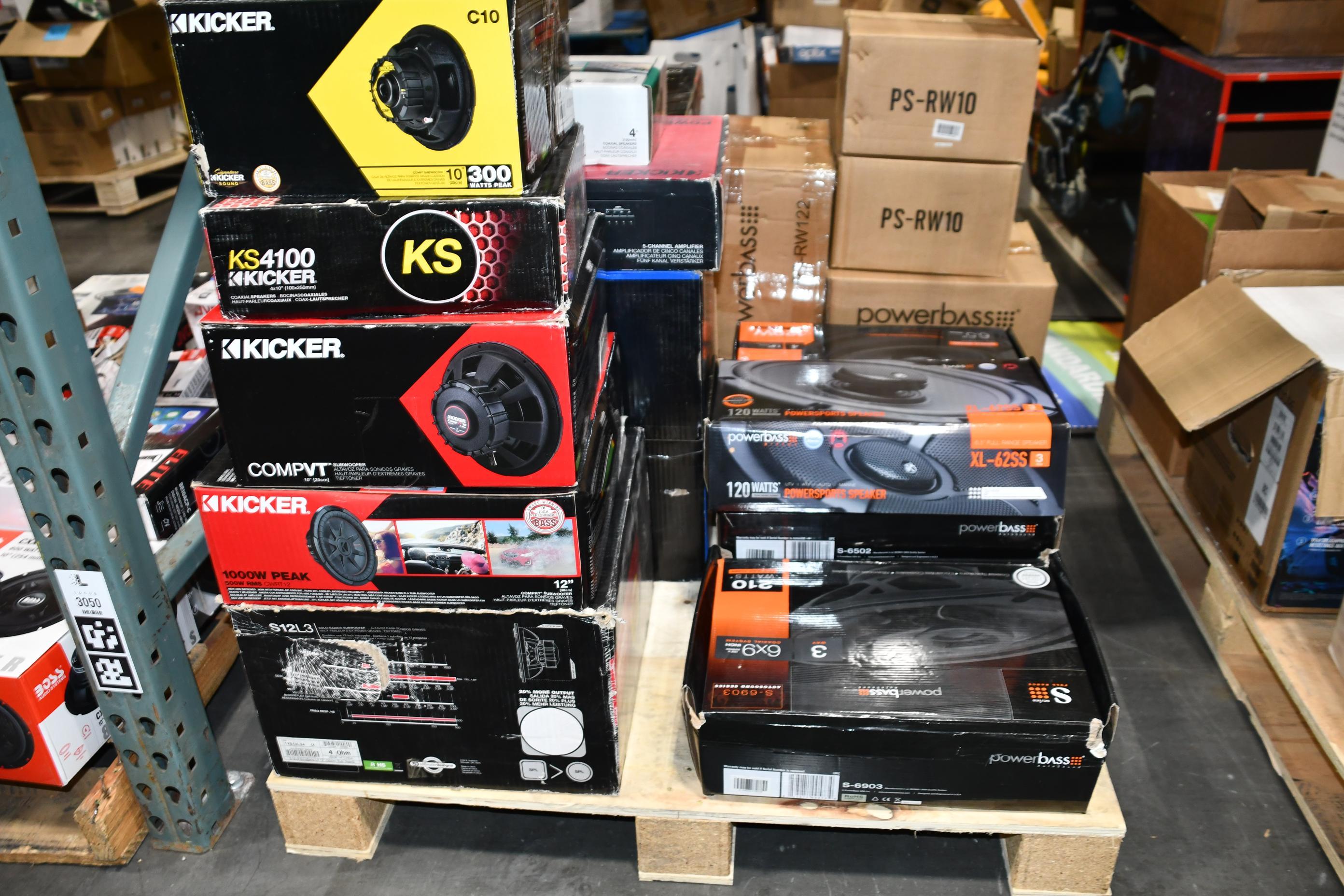LOT CONSISTING OF RETURNED ELECTRONIC GOODS