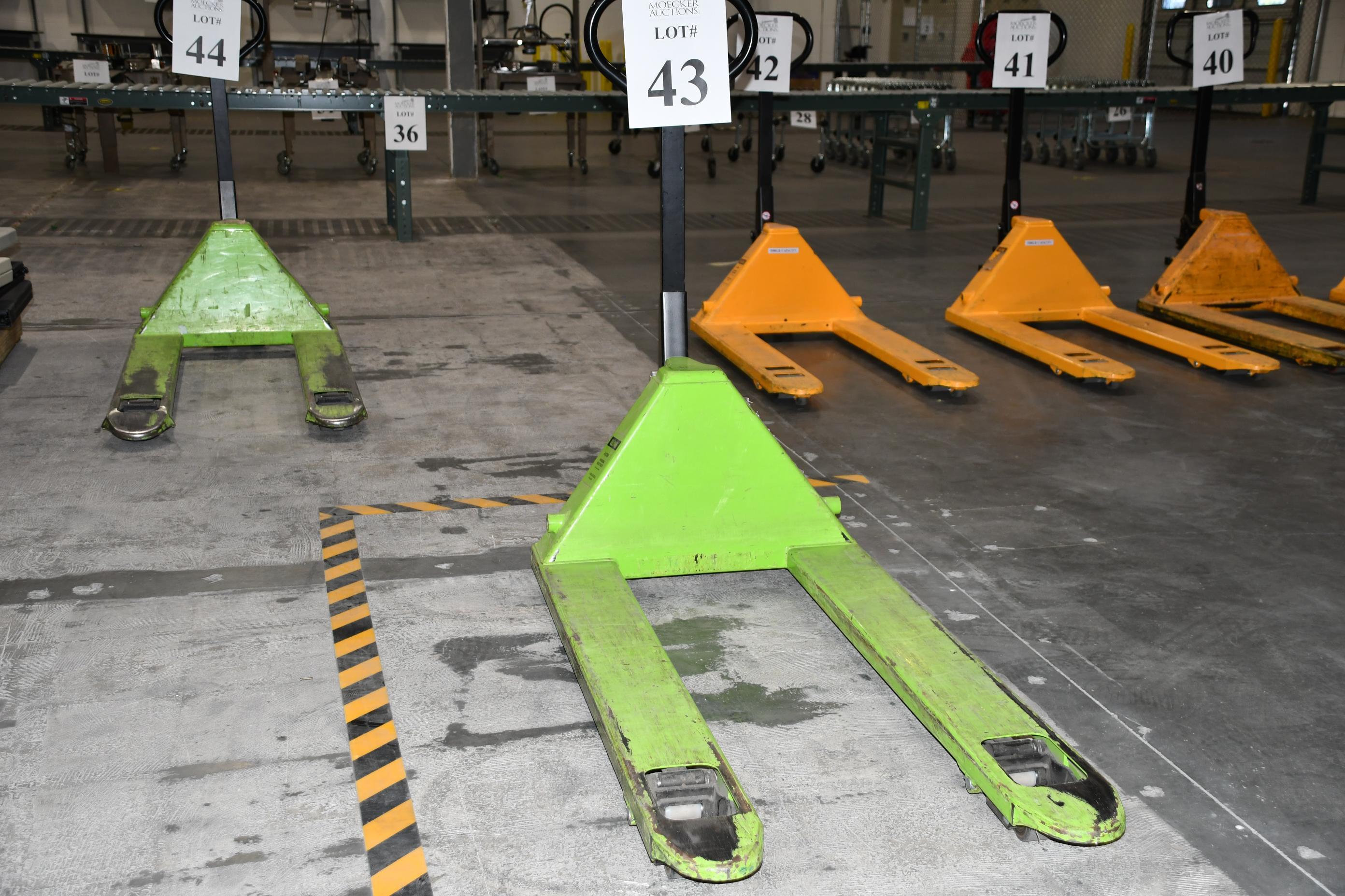 ULINE PALLET TRUCK MODEL H-2708