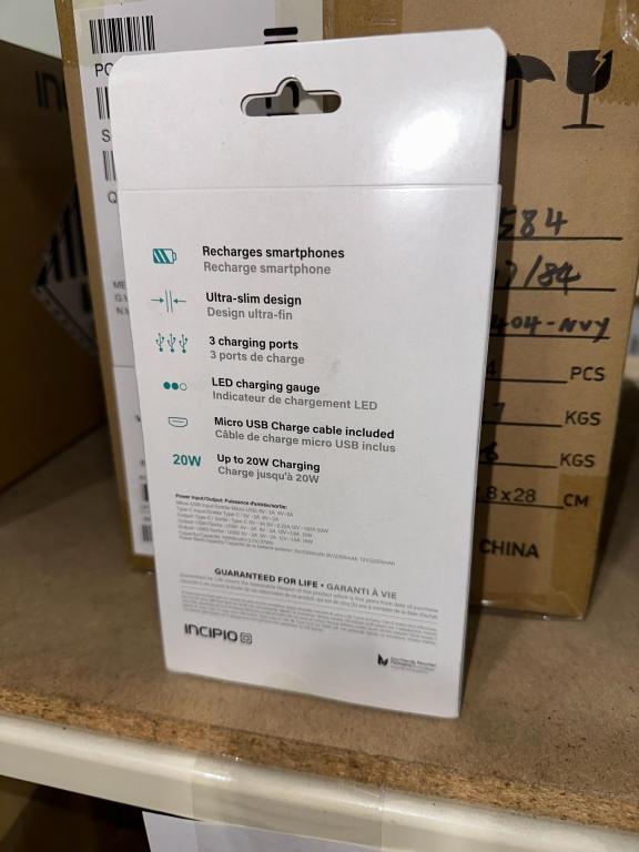 CASE OF INCIPIO POWER BANKS (NEW) (YOUR BID X QTY = TOTAL $)
