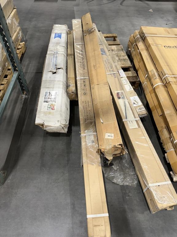 LOT CONSISTING OF ASSORTED PROJECTION SCREENS
