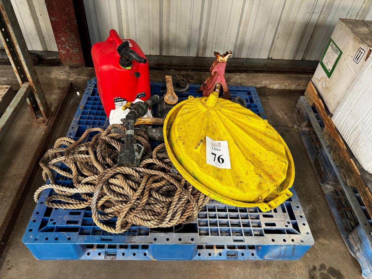 LOT CONSISTING ASSORTED ITEMS
