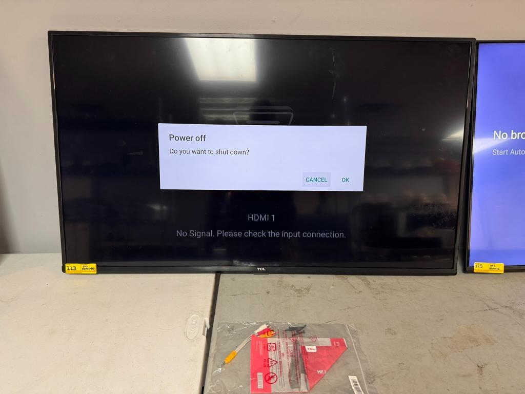 TCL 50" TV