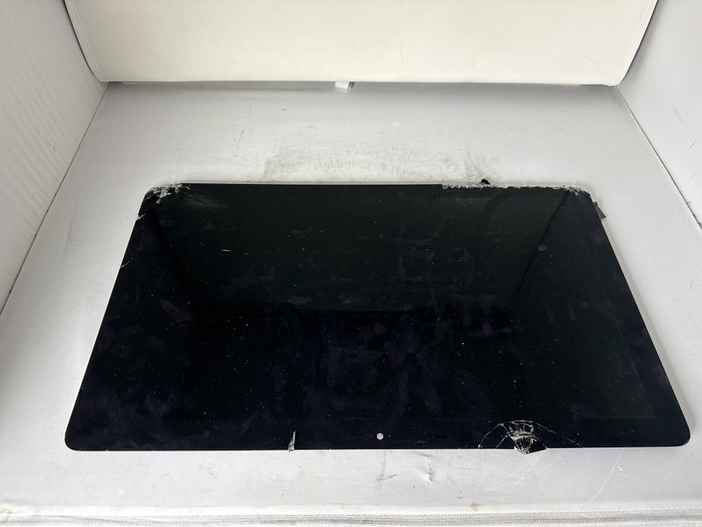 APPLE IMAC (DAMAGED)