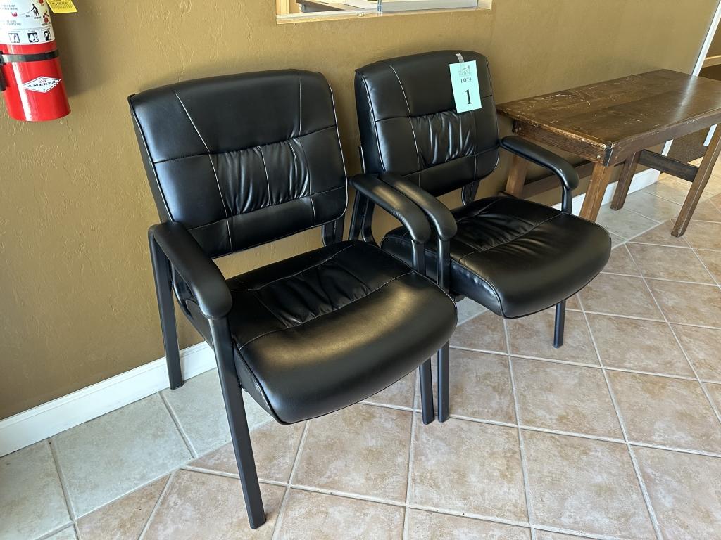 METAL FRAME, FAUX LEATHER CLIENT CHAIRS