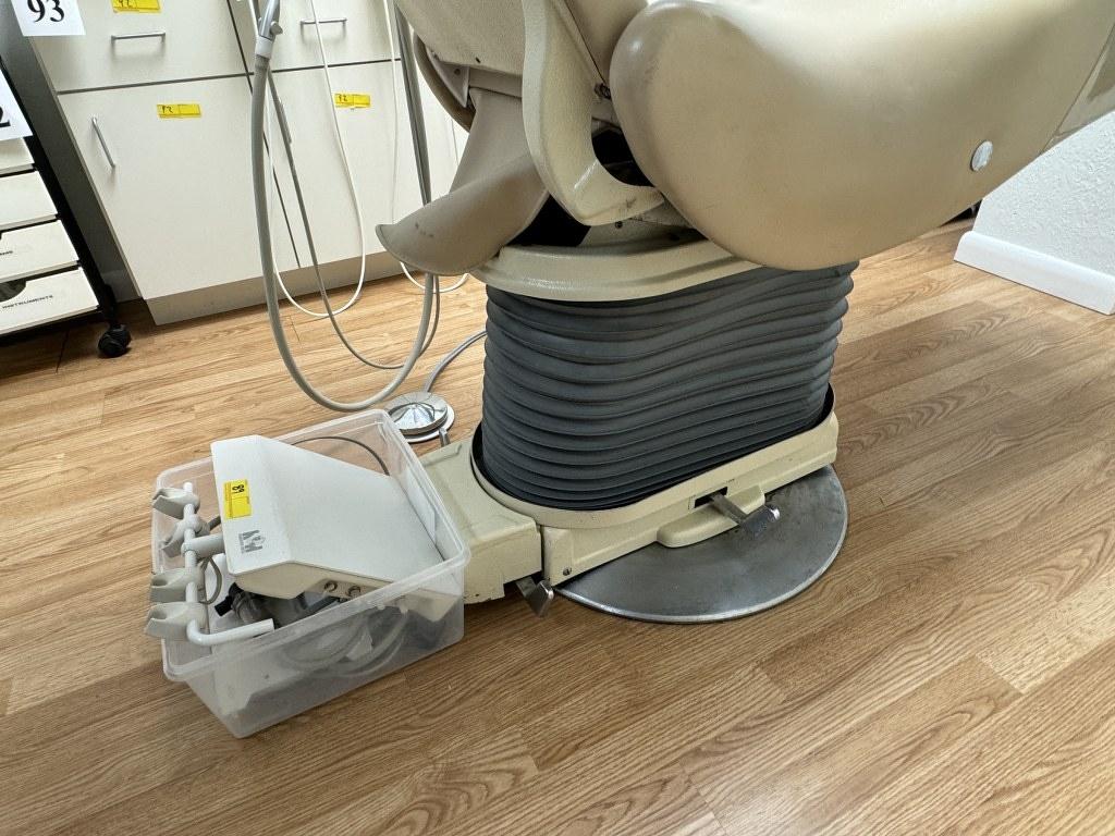 BEVER STATE DENTAL PATIENT CHAIR