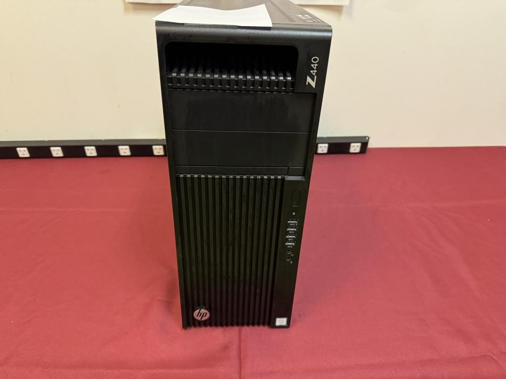 HP Z440 Workstation Intel Xeon E5-1603 32Ram 1TB