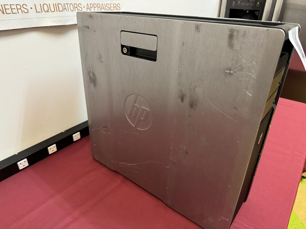 HP Z620 Workstation Dual E5-2680 8-Core 32GB 1TB