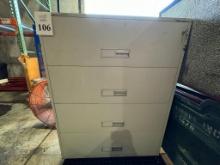 METAL 4 DRAWER FILE CABINET