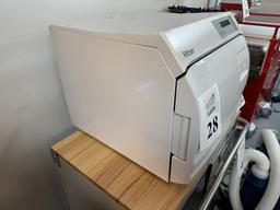 MIDMARK M11 SELF-CONTAINED STEAM STERILIZER