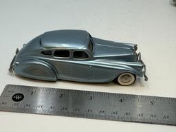 ASSORTED DIECAST COLLECTIBLE CARS