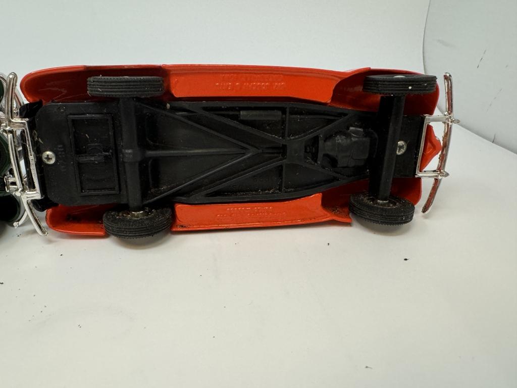 ERTL DIECAST PIGGY BANKS WITH KEYS