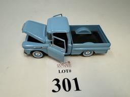 DIECAST 1958 CHEVY APACHE