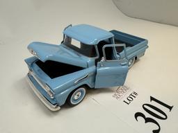 DIECAST 1958 CHEVY APACHE