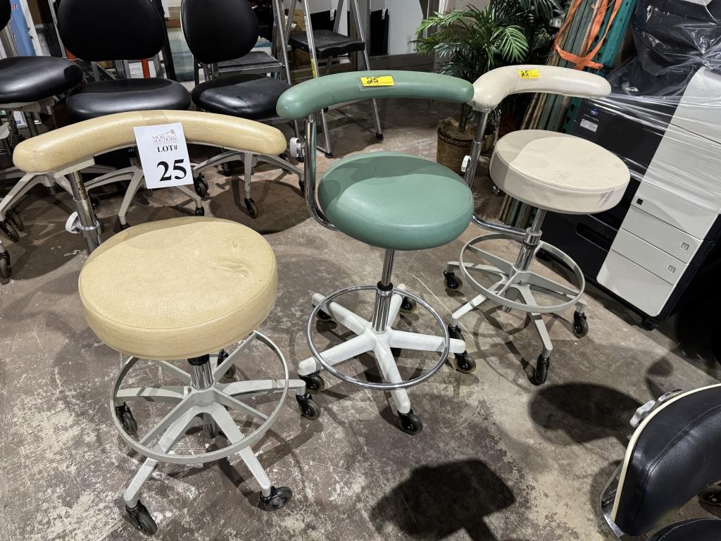 ROLLING DOCTOR ASSISTANT CHAIRS