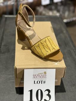 KAANAS BLOCK HEEL SANDAL (1) PAIR SIZE 9