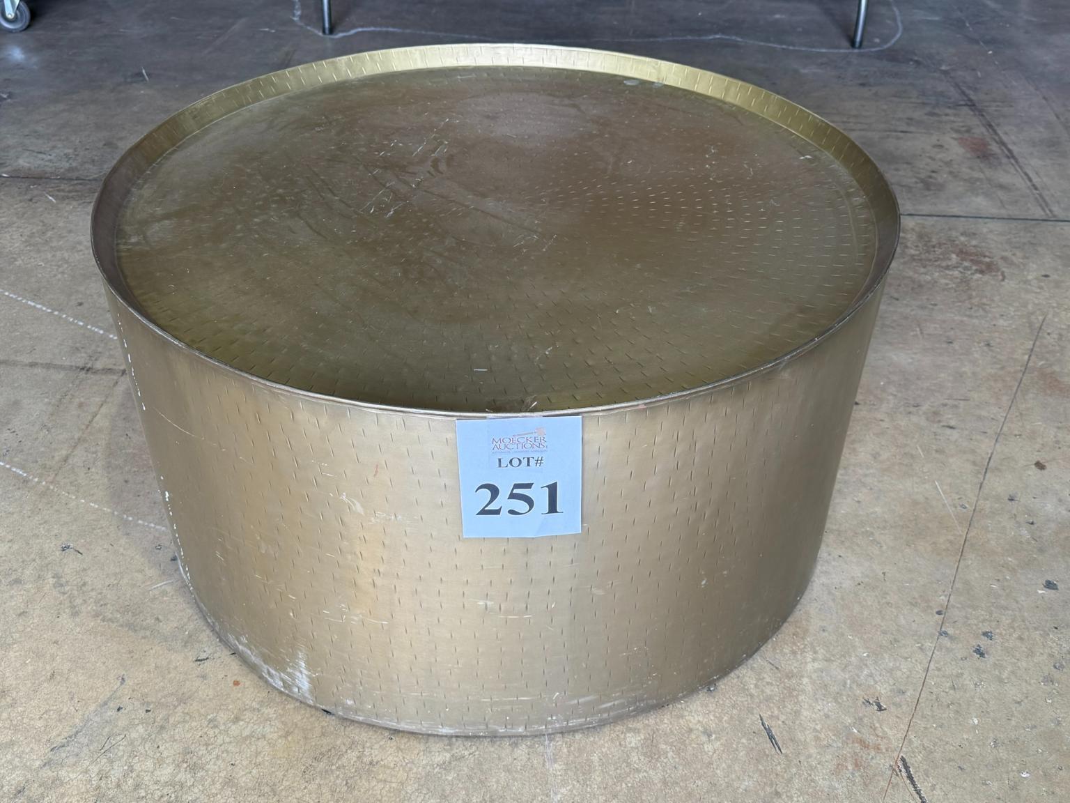 METAL ROUND COFFEE TABLE